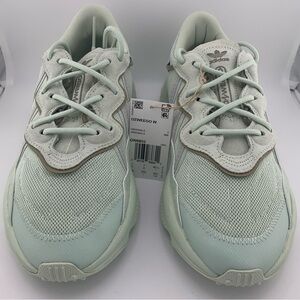 Adidas Women’s Ozweego Originals Size 8.5 Green